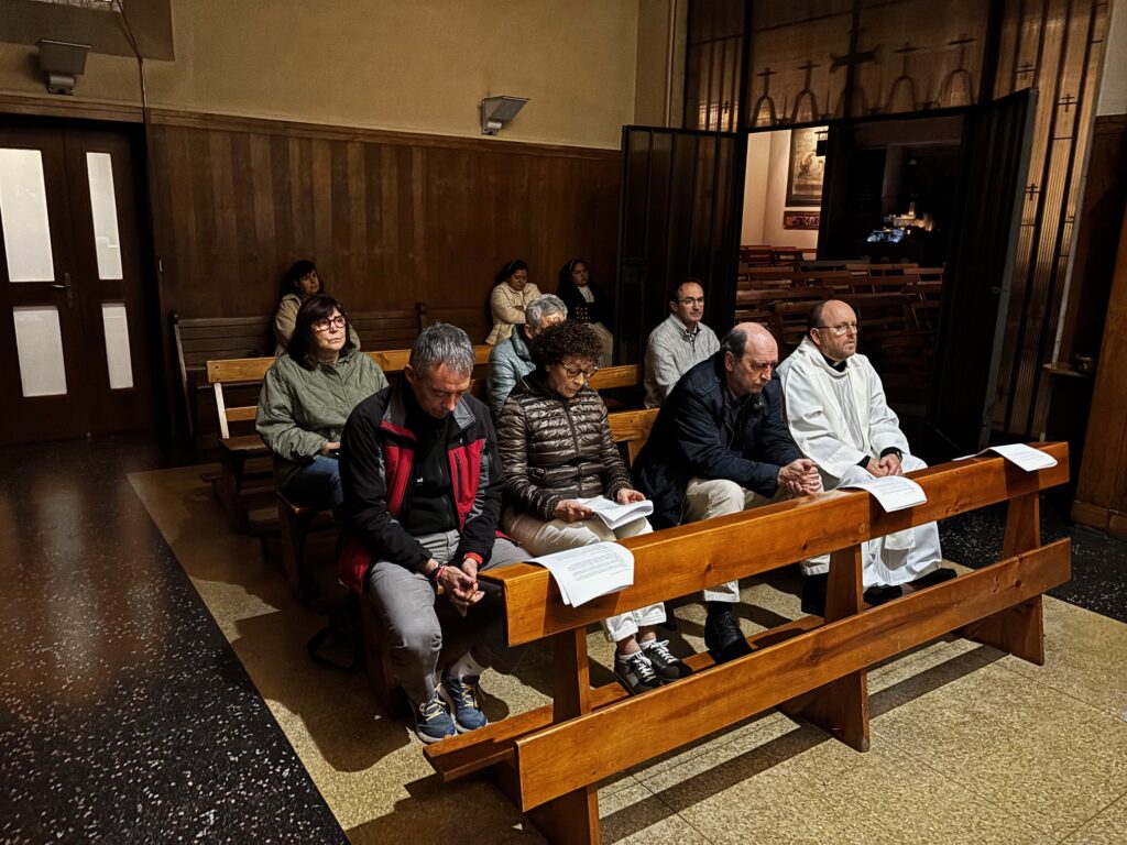 Oración por las Misiones en Pamplona: la Iglesia en salida al servicio del mundo